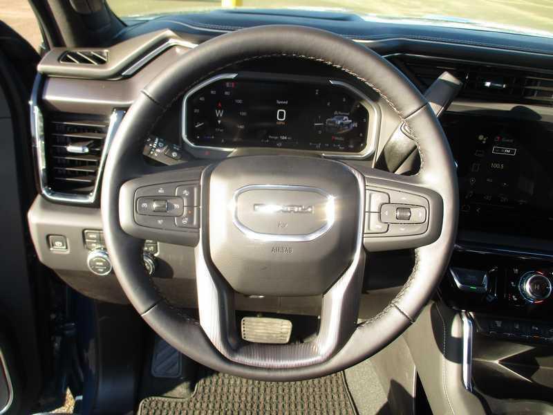 GMC Sierra 2500HD Denali Ultimate Crew Cab 4WD 2026