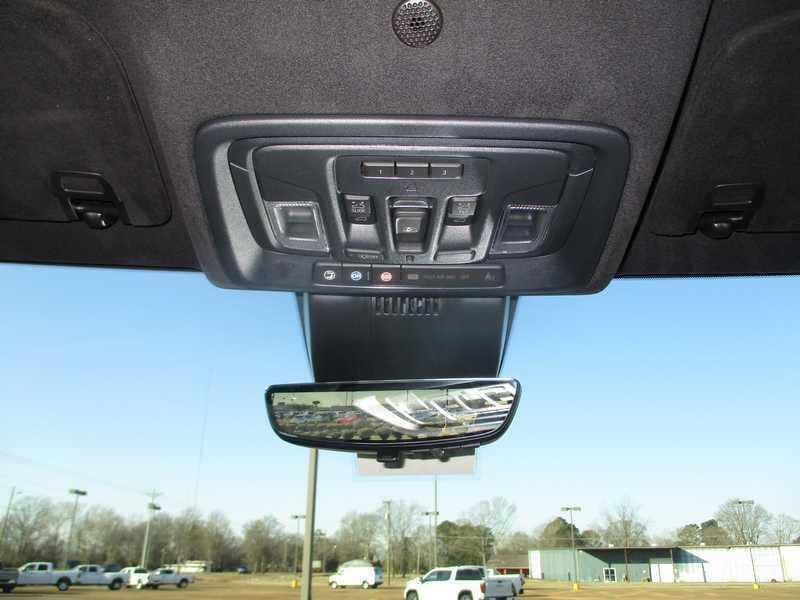 GMC Sierra 2500HD Denali Ultimate Crew Cab 4WD 2026