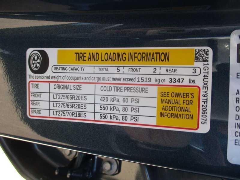 GMC Sierra 2500HD Denali Ultimate Crew Cab 4WD 2026