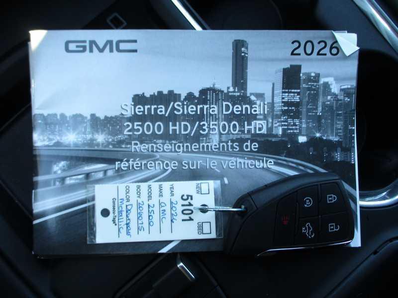 GMC Sierra 2500HD Denali Ultimate Crew Cab 4WD 2026