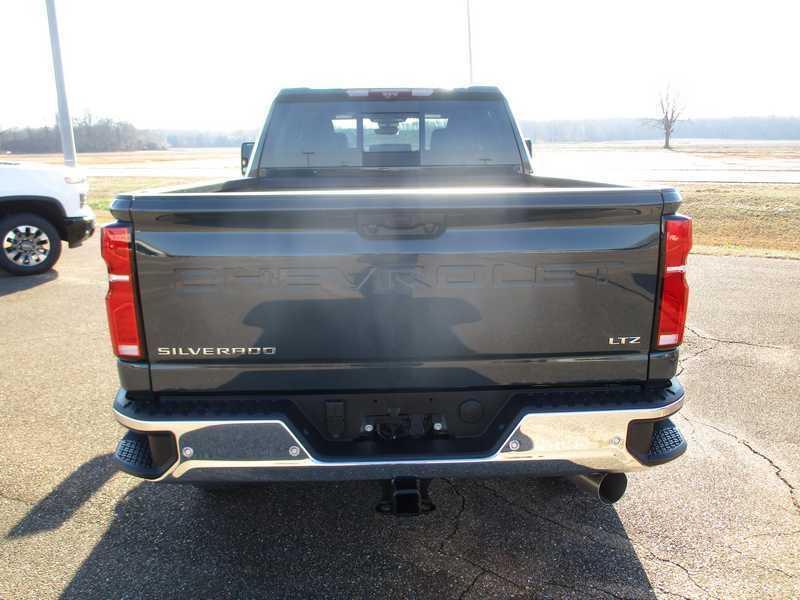 Chevrolet Silverado 2500HD LTZ Crew Cab Long Box 4WD 2026
