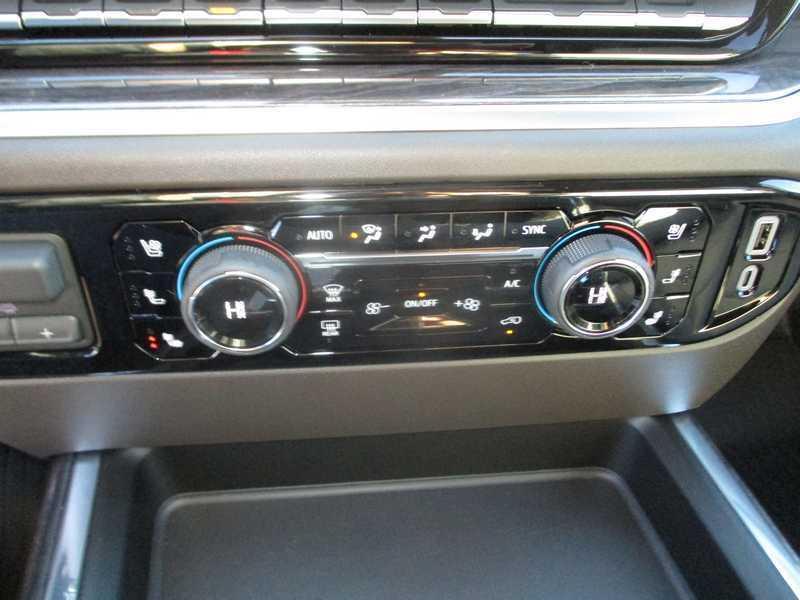 Chevrolet Silverado 2500HD LTZ Crew Cab Long Box 4WD 2026