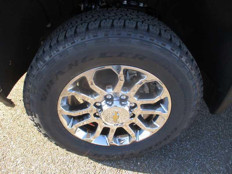 Chevrolet Silverado 2500HD LTZ Crew Cab Long Box 4WD 2026