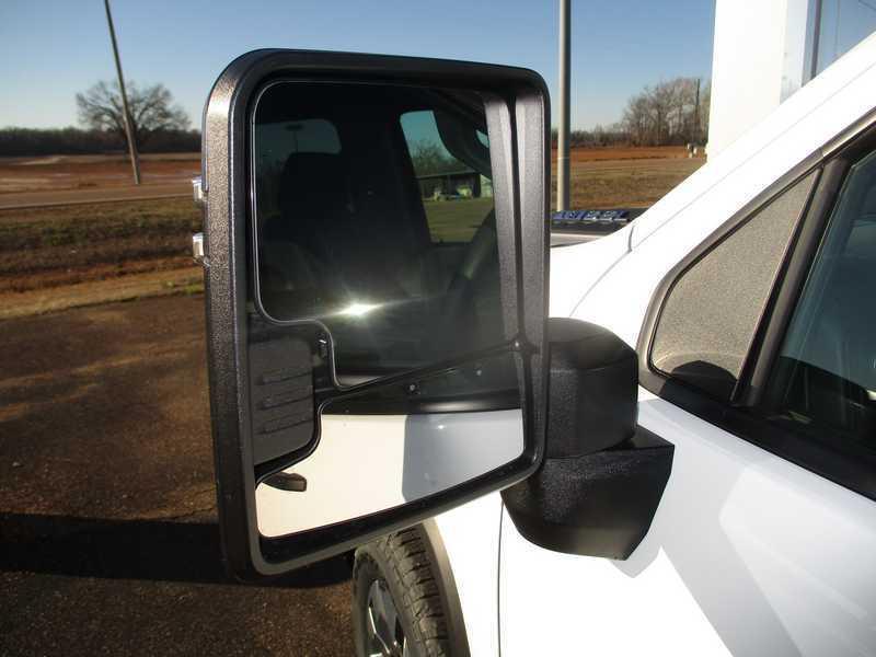 Chevrolet Silverado 2500HD Custom Crew Cab Short Box 4WD 2026