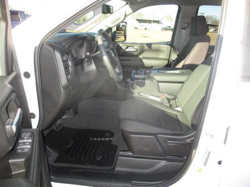 Chevrolet Silverado 2500HD Custom Crew Cab Short Box 4WD 2026