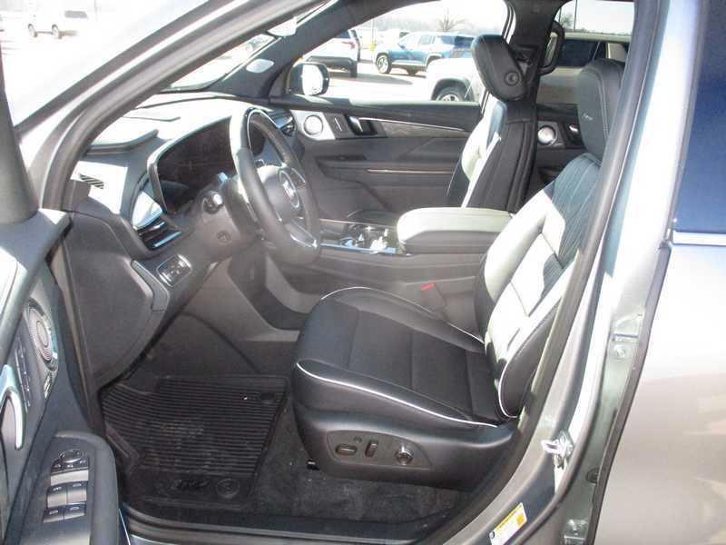 Buick Enclave Avenir AWD 2026