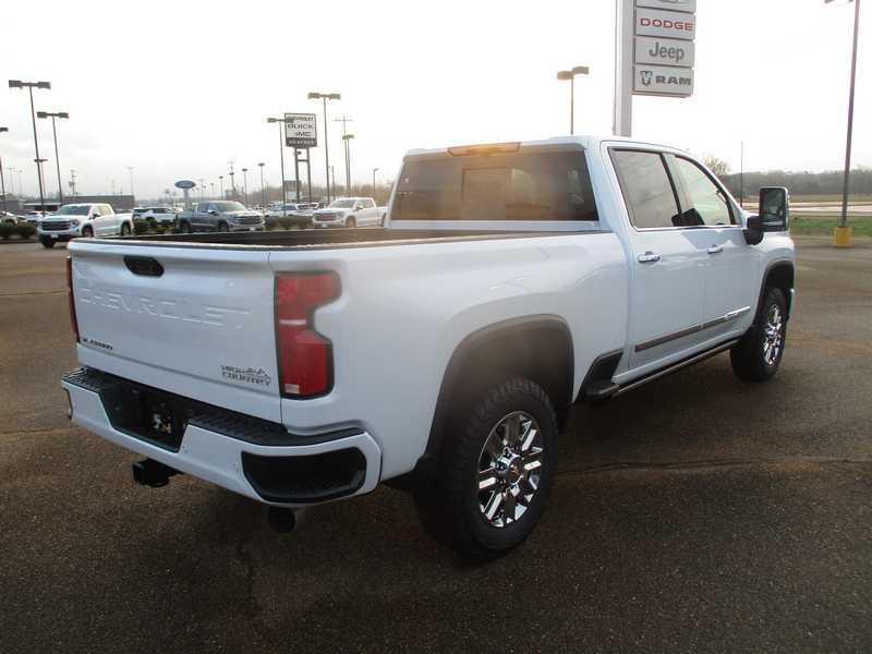 Chevrolet Silverado 2500HD High Country Crew Cab Long Box 4WD 2026