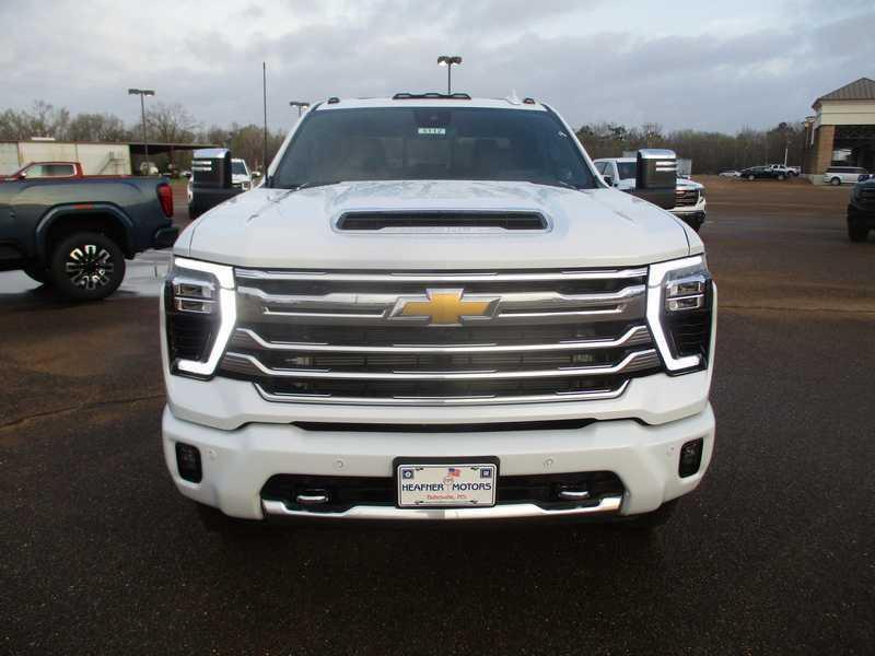 Chevrolet Silverado 2500HD High Country Crew Cab Long Box 4WD 2026