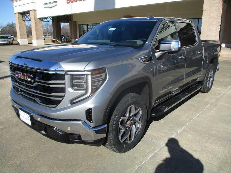 GMC Sierra 1500 SLT Crew Cab 4WD 2026