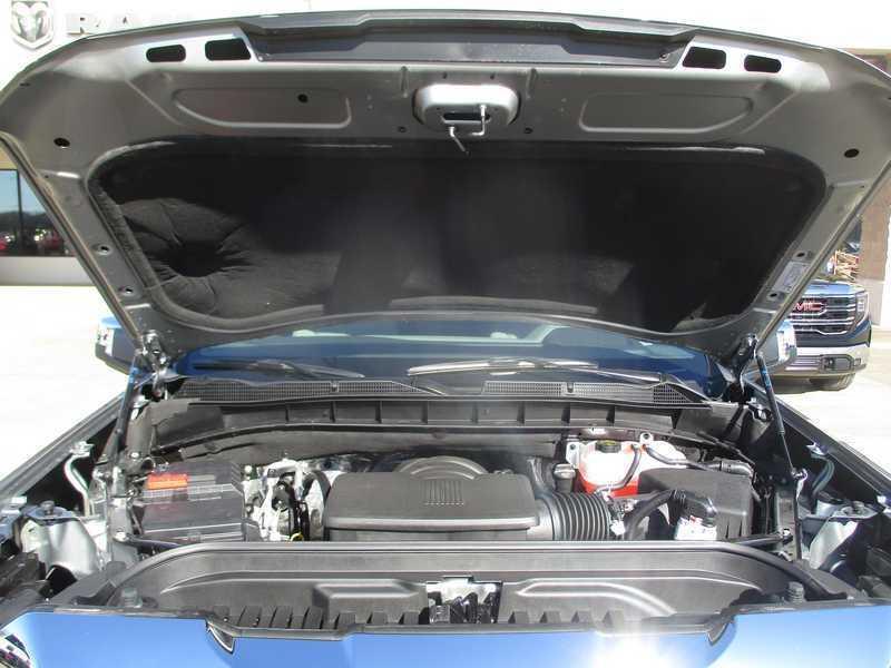 GMC Sierra 1500 SLT Crew Cab 4WD 2026