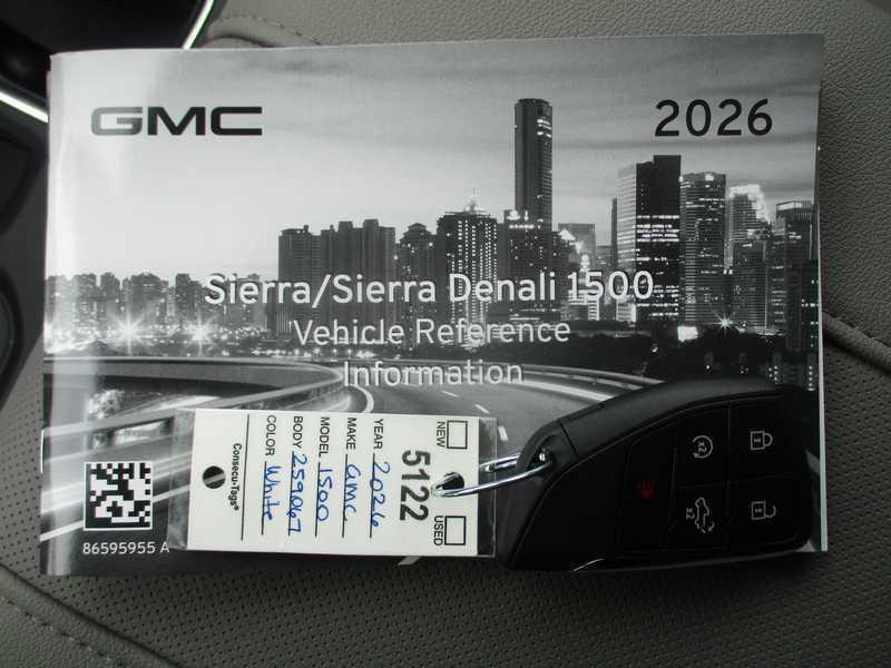 GMC Sierra 1500 SLT Crew Cab 4WD 2026