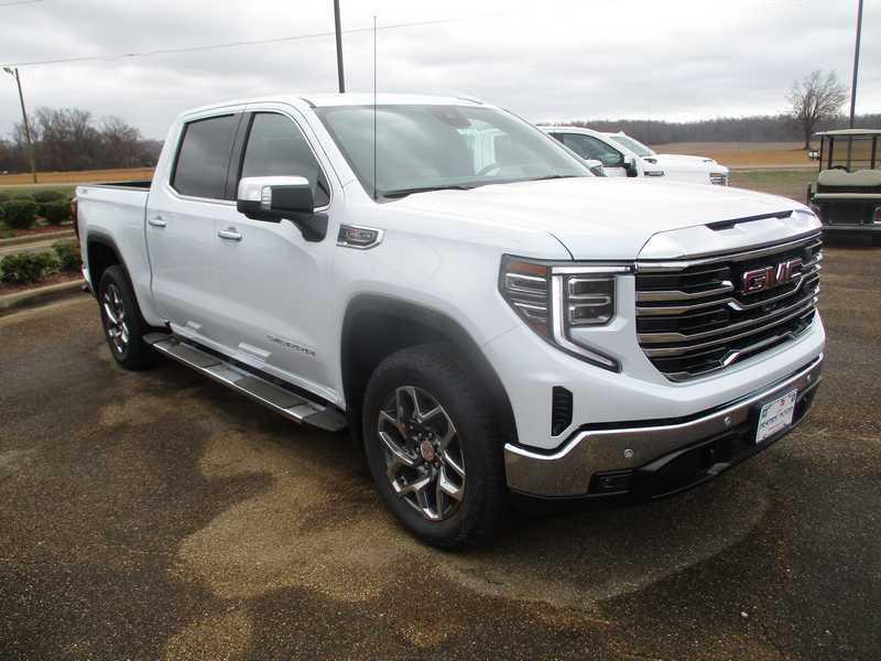 2026 GMC Sierra 1500 SLT Crew Cab 4WD