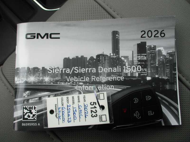 GMC Sierra 1500 SLT Crew Cab 4WD 2026