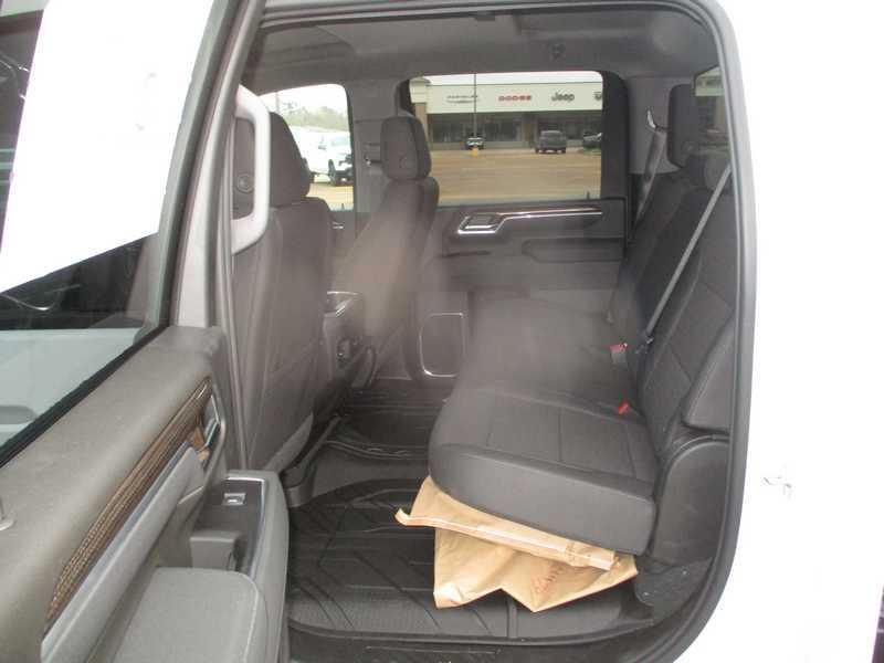 Chevrolet Silverado 3500HD LT Crew Cab 4WD 2026