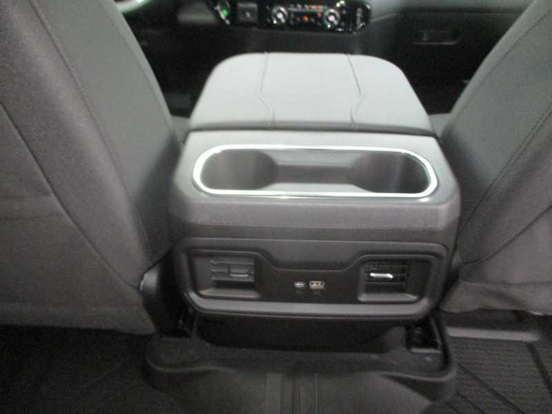 Chevrolet Silverado 3500HD LT Crew Cab 4WD 2026