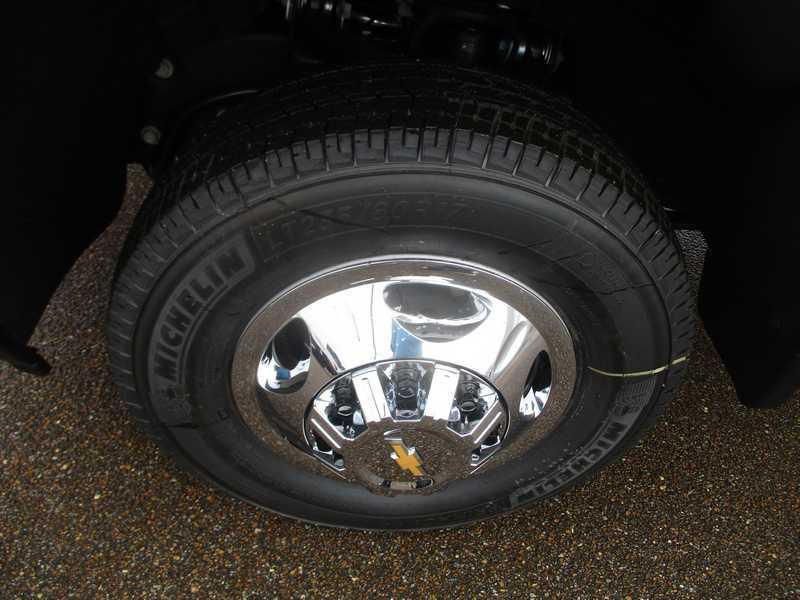 Chevrolet Silverado 3500HD LT Crew Cab 4WD 2026