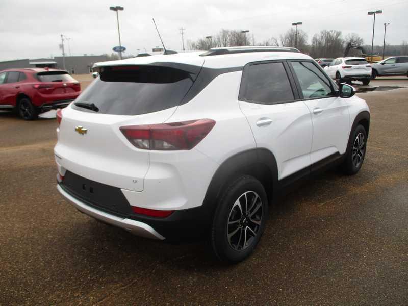 Chevrolet TrailBlazer FWD 4dr LT 2026