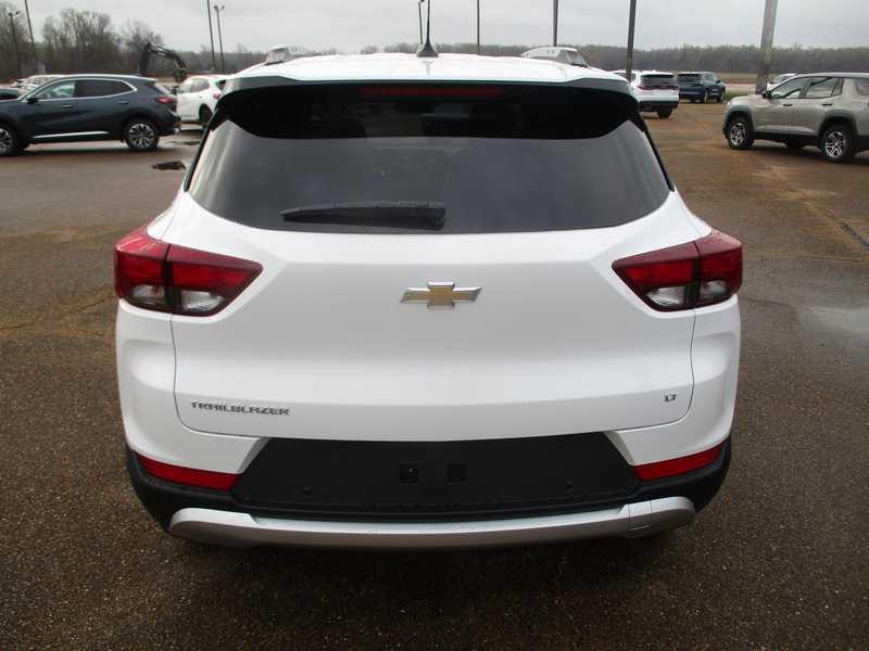 Chevrolet TrailBlazer FWD 4dr LT 2026