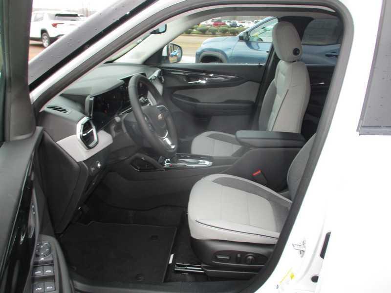 Chevrolet TrailBlazer FWD 4dr LT 2026