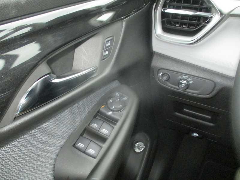 Chevrolet TrailBlazer FWD 4dr LT 2026