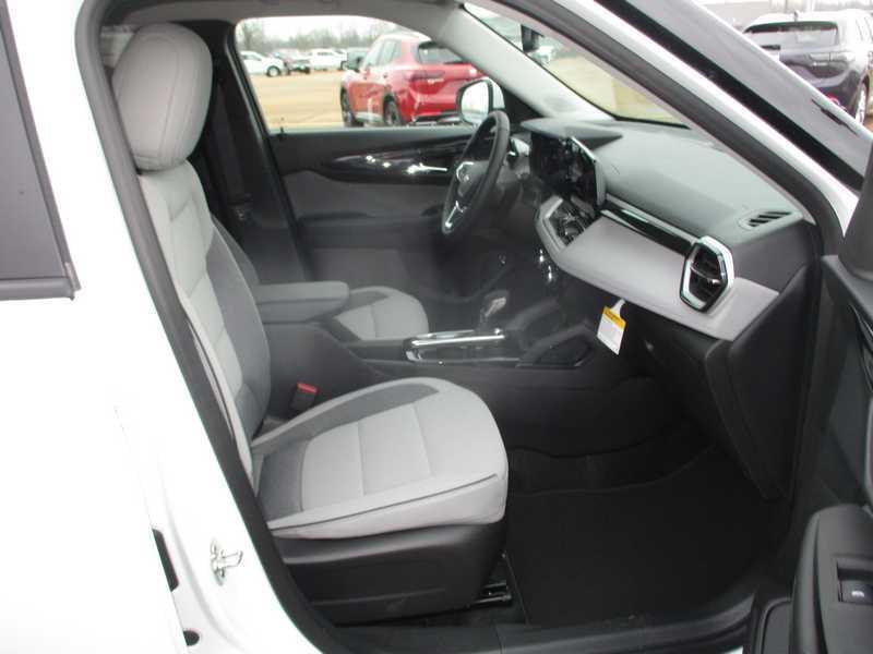 Chevrolet TrailBlazer FWD 4dr LT 2026