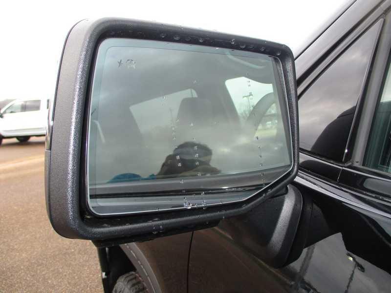 GMC Sierra 1500 AT4 Crew Cab 4WD 2026