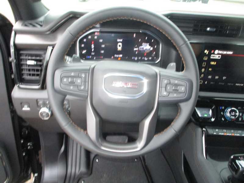 GMC Sierra 1500 AT4 Crew Cab 4WD 2026