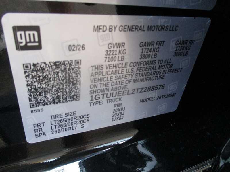 GMC Sierra 1500 AT4 Crew Cab 4WD 2026