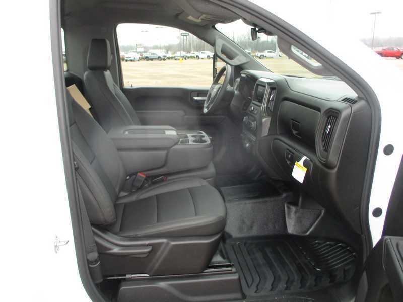 Chevrolet 3500 Chassis-Cabs Reg Cab 135.5" WB 2026