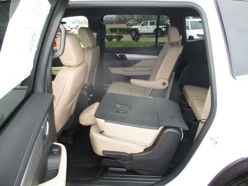 Buick Enclave Preferred FWD 2026