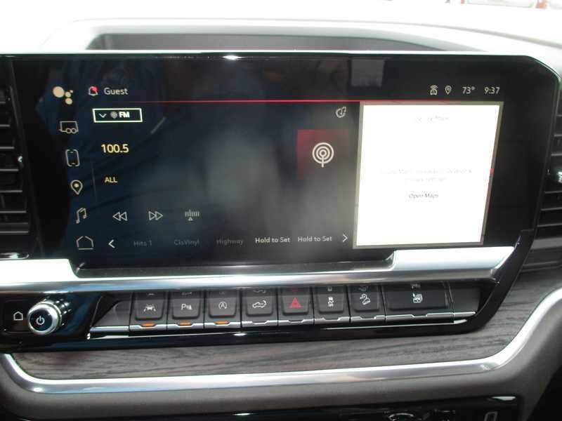 GMC Sierra 1500 SLT Crew Cab 4WD 2026