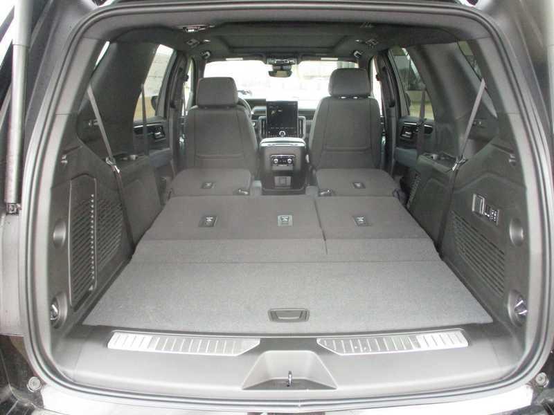 GMC Yukon AT4 4D SUV 4WD 2026