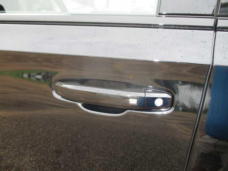 GMC Yukon AT4 4D SUV 4WD 2026