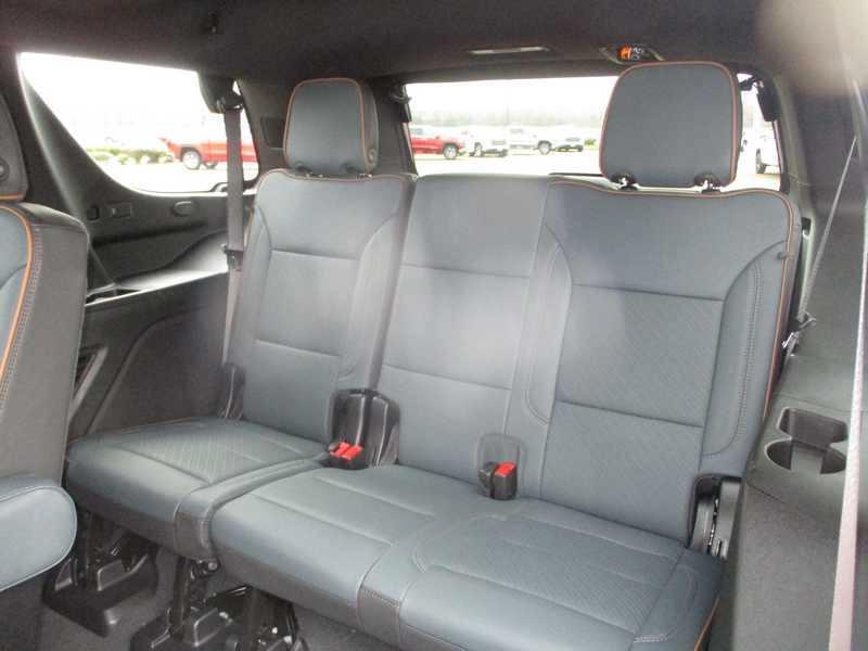 GMC Yukon AT4 4D SUV 4WD 2026