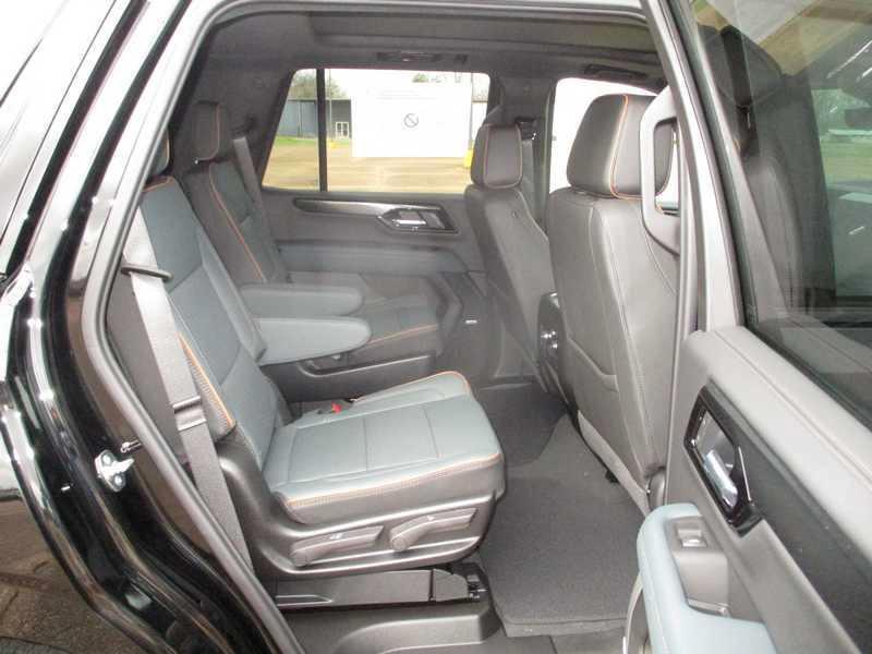 GMC Yukon AT4 4D SUV 4WD 2026