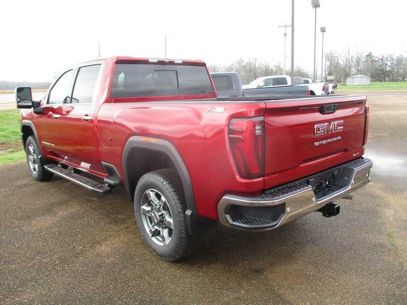 GMC Sierra 2500HD SLT Crew Cab 2WD 2026