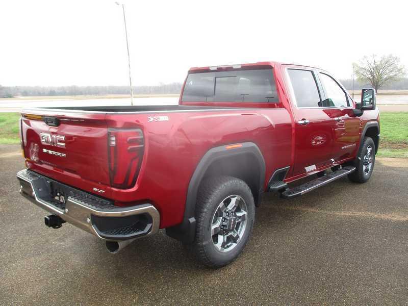 GMC Sierra 2500HD SLT Crew Cab 2WD 2026