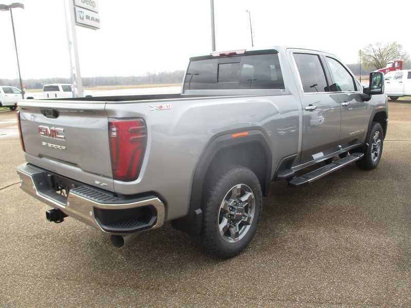 GMC Sierra 2500HD SLT Crew Cab 2WD 2026