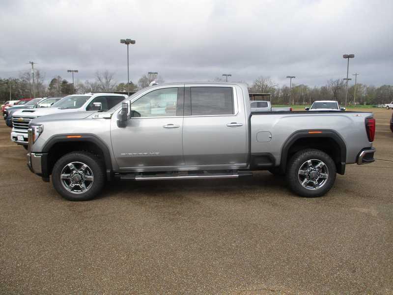 GMC Sierra 2500HD SLT Crew Cab 2WD 2026