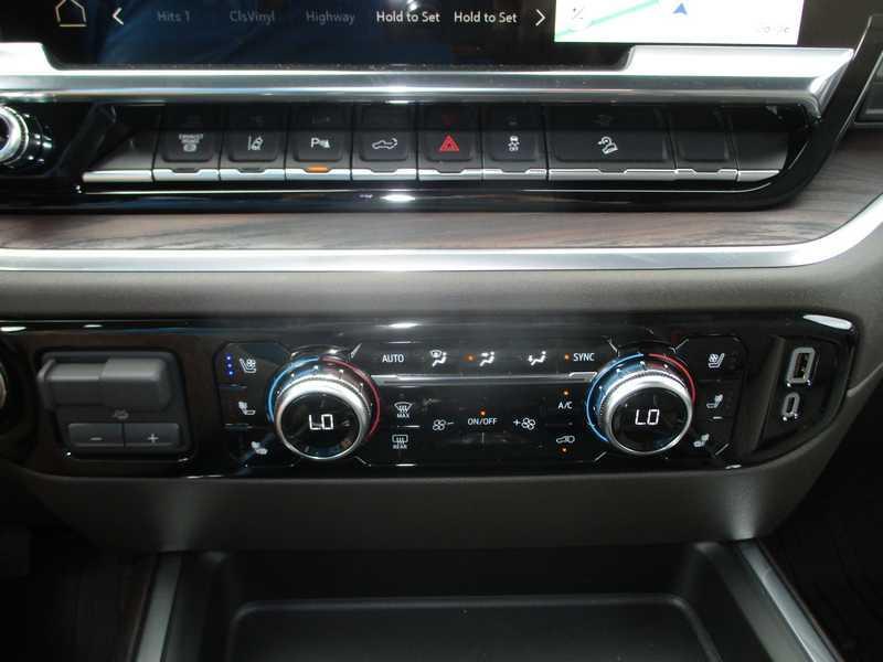 GMC Sierra 2500HD SLT Crew Cab 2WD 2026