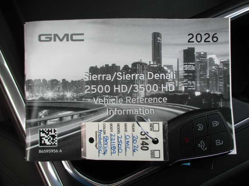 GMC Sierra 2500HD SLT Crew Cab 2WD 2026