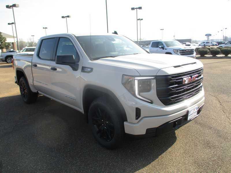 2026 GMC Sierra 1500 Pro Crew Cab Short Box 4WD