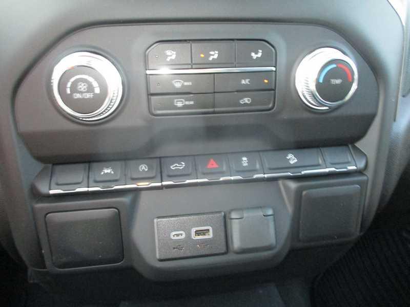 GMC Sierra 1500 Pro Crew Cab Short Box 4WD 2026