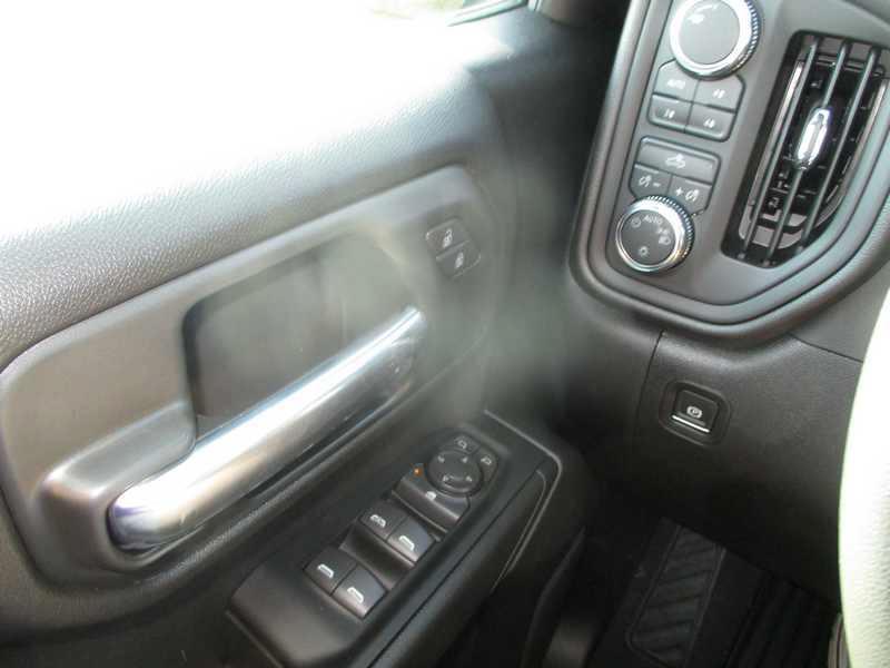 GMC Sierra 1500 Pro Crew Cab Short Box 4WD 2026