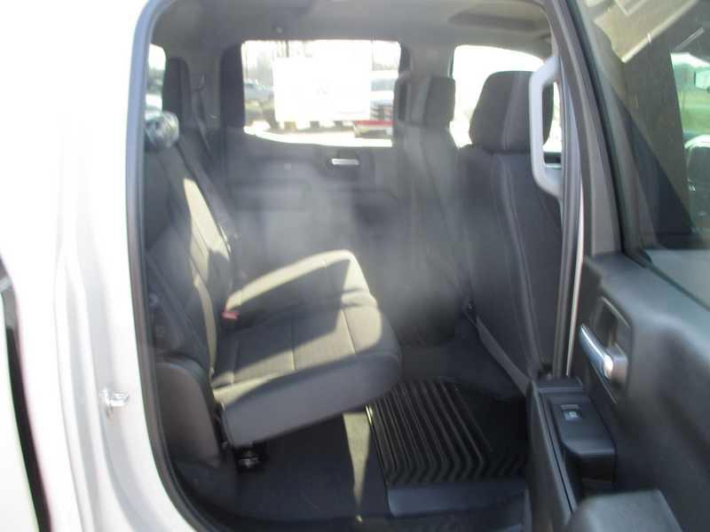 GMC Sierra 1500 Pro Crew Cab Short Box 4WD 2026