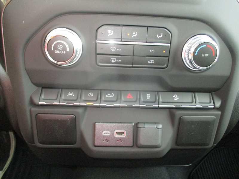 GMC Sierra 1500 Pro Crew Cab Short Box 4WD 2026