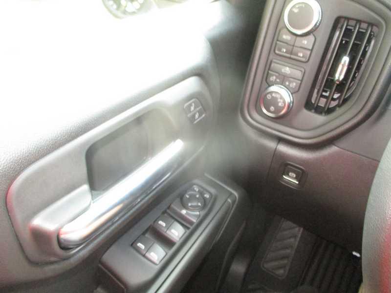 GMC Sierra 1500 Pro Crew Cab Short Box 4WD 2026