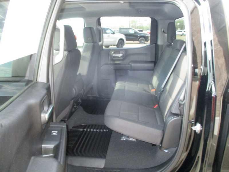 GMC Sierra 1500 Pro Crew Cab Short Box 4WD 2026