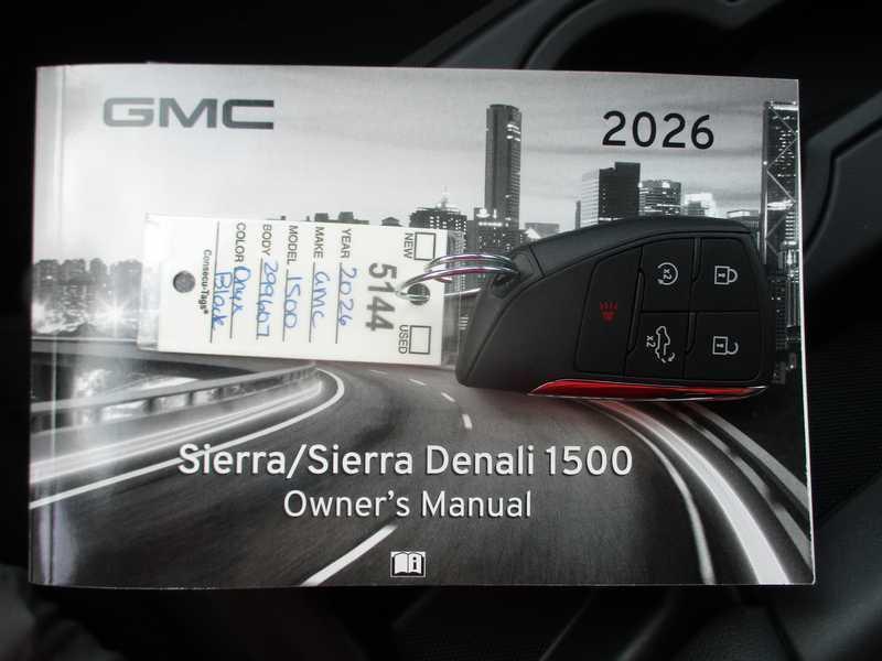 GMC Sierra 1500 Pro Crew Cab Short Box 4WD 2026