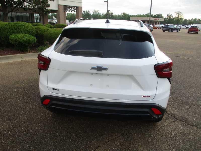 2026 Chevrolet Trax RS - Photo 8